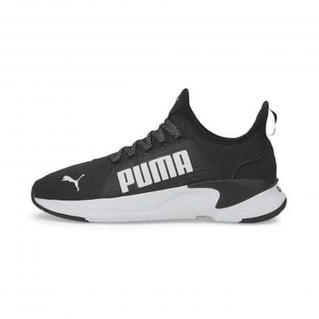 Why Purchasing Good Quality Sports Shoes Is Very Important For Your Game