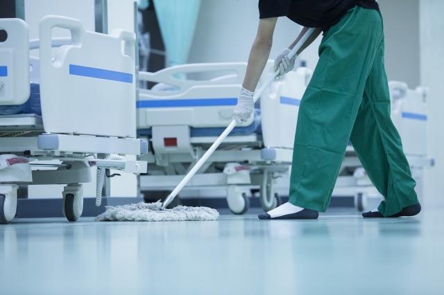 How to Properly Clean and Disinfect Occupied Patient Rooms